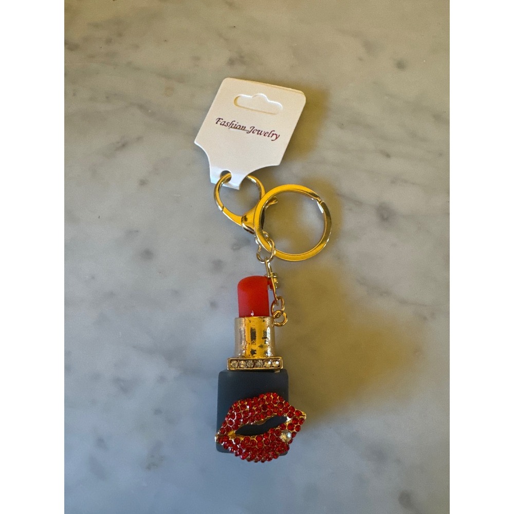 Red Lipstick Keychain Gold Tone Rhinestone Lips Bag Charm Makeup Lover Gift NEW